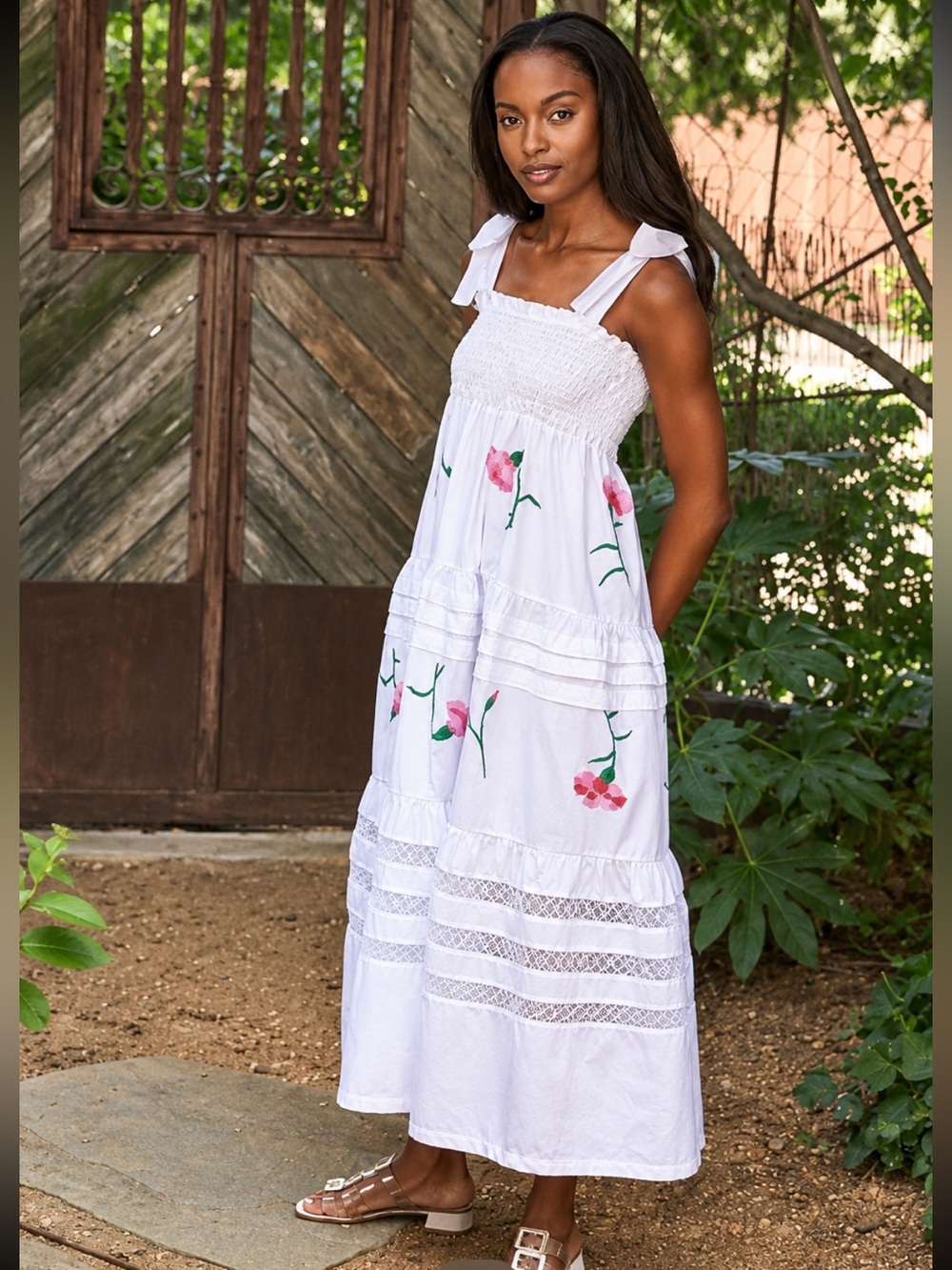 Mi Golondrina Valeria Clavel Dress